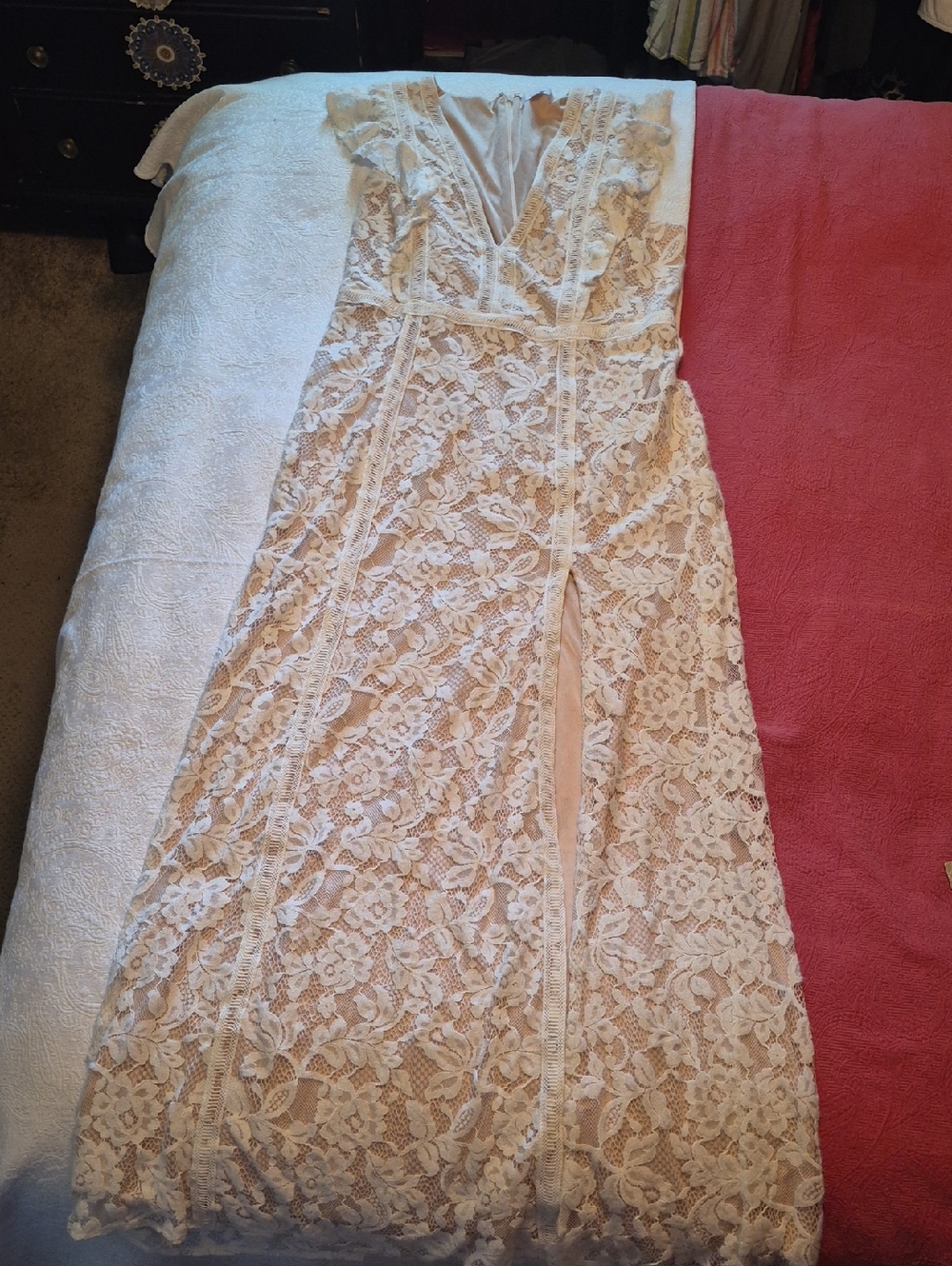 Lulu's Cream Lace V-Neck Maxi Dress with Front Slit